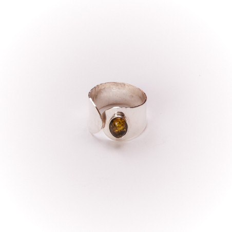 Bague argent avec ambre verte 15