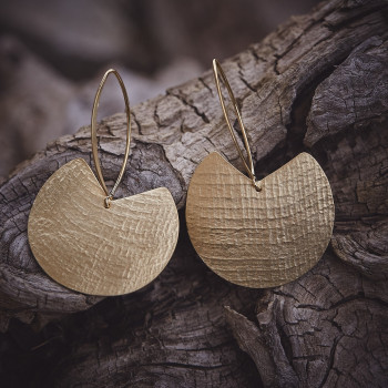 Boucles d'oreille plaqué or Imprimé cuir, bijoux de créateur, bijouterie en ligne